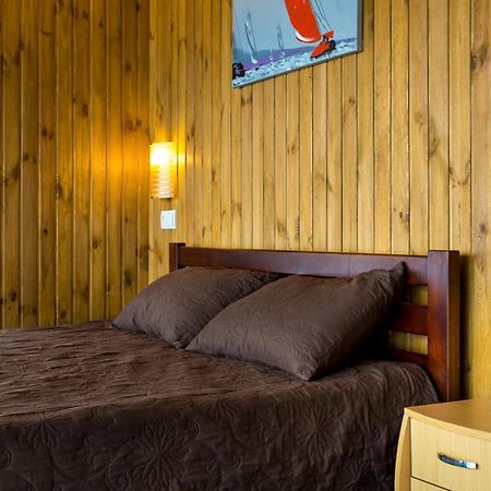 Hotel Б/О Pina Colada Očakiv Exteriér fotografie